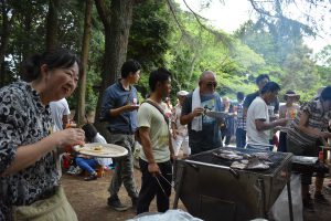 お肉焼けてます